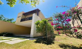 Foto de inmueble en Paseo La Joya, Col. Playa del Carmen Centro C.P. 77710, Solidaridad