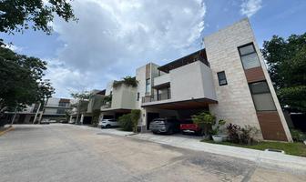 Foto de inmueble en EN Venta Casa 4 Recamaras A 6 Minutos DE LA Playa, Col. Playa del Carmen C.P. 77710, Solidaridad