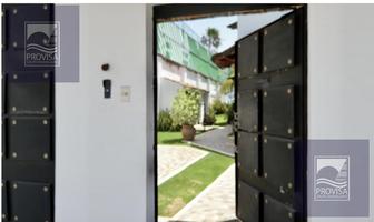 Foto de inmueble en Venta Casa con Alberca Propia  Fraccionamiento Privado., Col. Playa del Carmen C.P. 77710, Solidaridad