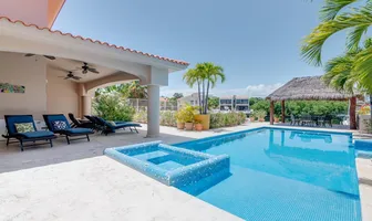 Foto de inmueble en yanten #11, Col. Puerto Aventuras C.P. 77733, Solidaridad