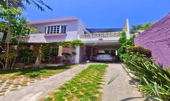 Foto de inmueble en Casa EN Venta, Calle Trasatlantico, Puerto Morelos, Q. Roo., Col. Puerto Morelos C.P. 77580, Benito Juárez