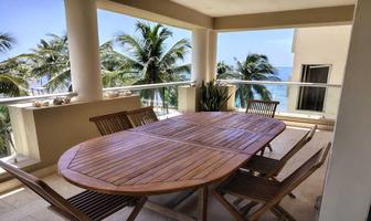 Foto de inmueble en The Beach Residences, Col. Puerto Morelos C.P. 77580, Puerto Morelos