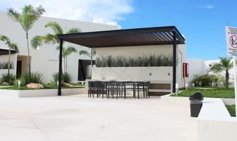 Foto de inmueble en Avenida Huayacán, Col. Cancún Centro C.P. 77500, Benito Juárez