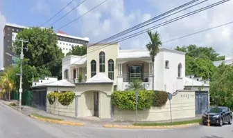 Foto de inmueble en Av. Holbox #12, Col. Supermanzana 11 C.P. 77504, Benito Juárez