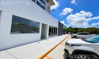 Foto de inmueble en Local Comercial en Renta | 32 m² | Plaza Av. Kabah Cancún, Col. Supermanzana 17 C.P. 77505, Benito Juárez