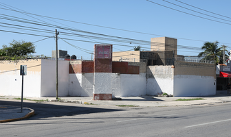 Foto de inmueble en AV LOPEZ PORTILLO, Col. Supermanzana 63 C.P. 77513, Benito Juárez