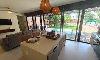 Foto de inmueble en Av. Coba, Col. Tulum Centro C.P. 77760, Tulum