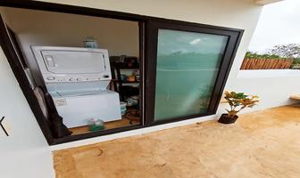 Foto de inmueble en av tulum, Col. Tulum Centro C.P. 77760, Tulum
