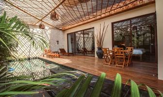 Foto de inmueble en Av. Kukulkan Lt. 185, Col. Tumben Kaa C.P. 77760, Tulum