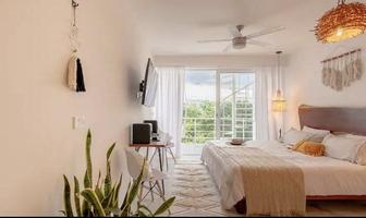 Foto de inmueble en Avenida Kukulkán, Col. Tumben Kaa C.P. 77760, Tulum