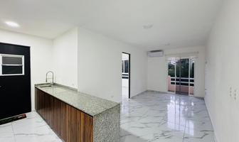 Foto de inmueble en Av. Petempich, Col. Vela Mar C.P. 77725, Solidaridad
