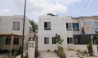 Foto de inmueble en Calle Aguilillas, Fraccionamiento Villas del Sol, Col. Villas del Sol "Plus" C.P. 77723, Solidaridad