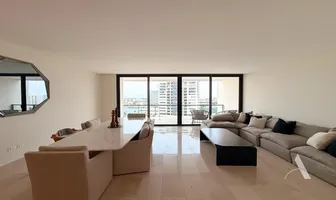Foto de inmueble en Puerto Cancún, Col. Zona Hotelera C.P. 77500, Benito Juárez