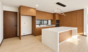 Foto de inmueble en Alto Lago, Col. Alto Lago Residencial C.P. 78183, San Luis Potosí