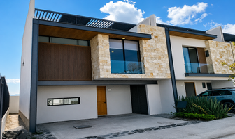 Foto de inmueble en Av. Villa magna poniente, Col. Del Valle C.P. 78200, San Luis Potosí