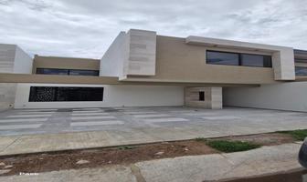 Foto de inmueble en Casa con 4 Recámaras y Área Social al Aire Libre en San Ángel V, Col. La Alhajita C.P. 79064, Ciudad Valles