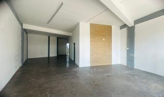 Foto de inmueble en GUADALCAZAR #100, Col. Lomas 2a Sección C.P. 78210, San Luis Potosí