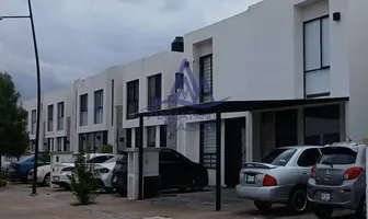 Foto de inmueble en CIRCUITO LAGO TZISCAO #179, Col. Los Lagos C.P. 78397, San Luis Potosí