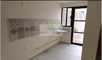 Foto de inmueble en Prolong. calle 30 #65, Col. Prados de San Luis C.P. 78268, San Luis Potosí