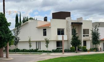 Foto de inmueble en Amplia Casa Residencial con Alberca en Fracc Villantigua SLP, Col. Villantigua C.P. 78214, San Luis Potosí