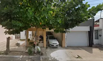 Foto de inmueble en AV. CANOA #S/N, Col. Fuentes Del Valle C.P. 80155, Culiacán