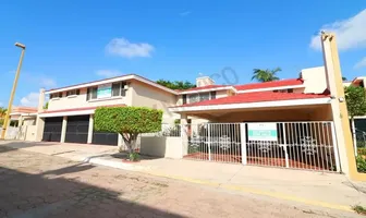Foto de inmueble en CALLE DE LA ESTRELLA #112, Col. Lomas de Mazatlán C.P. 82110, Mazatlán
