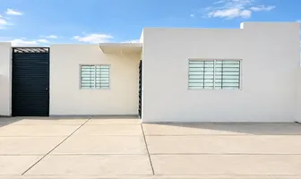 Foto de inmueble en Bugambilias, Col. Los Tabachines C.P. 82199, Mazatlán