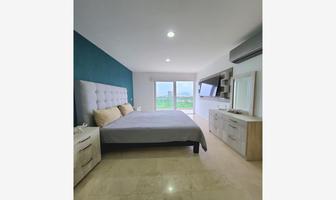 Foto de inmueble en Blvd Marina Mazatlán  #001, Col. Marina Mazatlán C.P. 82103, Mazatlán