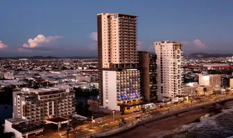Foto de inmueble en AV DEL MAR #1223, Col. Playas del Sol C.P. 82148, Mazatlán