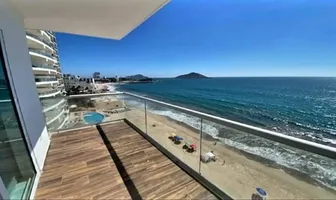 Foto de inmueble en AV. Sábalo Cerritos #900, Col. Sábalo Country Club C.P. 82100, Mazatlán