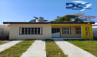 Foto de inmueble en Los Caracoles, Col. Chichicapa C.P. 86670, Comalcalco