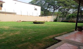 Foto de inmueble en Avenida Otto Walter Peralta, Col. Comalcalco Centro C.P. 86300, Comalcalco