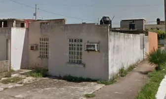 Foto de inmueble en MACUILIS ESQ. CEDRO #S/N, Col. La Parrilla 1a Secc C.P. 86280, Centro