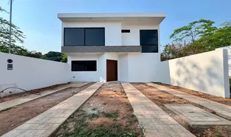 Foto de inmueble en Sin nombre de calle #3, Col. Parrilla C.P. 86284, Centro
