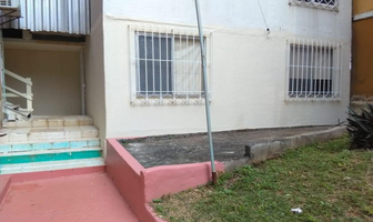 Foto de inmueble en DEPARTAMENTO PLANTA BAJA, EDIFICIO 15, PRIMER NIVEL DEL COJUNTO HABITACIONAL " LA PALMITAS " III y I, Col. Villa de los Arcos C.P. 86130, Centro