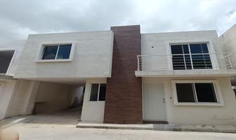 Foto de inmueble en Casa en Venta en Colonia Del Pueblo Tampico 3 Recámaras con Roof Garden, Col. Del Pueblo C.P. 89190, Tampico