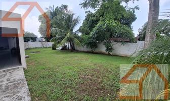 Foto de inmueble en Amplio Terreno en Venta en Col. La Paz #304, Col. La Paz C.P. 89326, Tampico