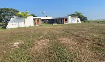 Foto de inmueble en Sin nombre de calle #S/N, Col. La Peñita C.P. 87676, Soto la Marina