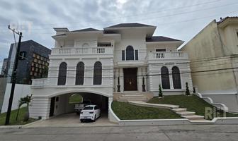 Foto de inmueble en Residencia de Lujo en Fraccionamiento Las Villas, Col. Las Villas C.P. 89110, Tampico