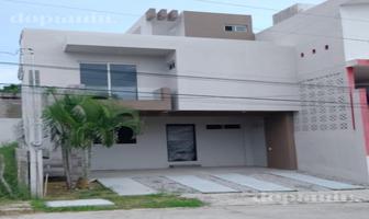 Foto de inmueble en Casa en Venta en Colonia Loma Alta, Tampico | 3 Recámaras con Roof Garden y Vista a la Laguna $3,300 #105, Col. Loma Alta C.P. 89364, Tampico