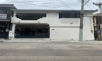 Foto de inmueble en Avenida de los Contadores #302, Col. Unidad Modelo C.P. 89367, Tampico