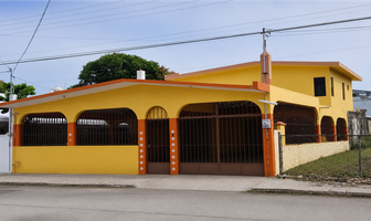 Foto de inmueble en C. Sinaloa 208, Unidad Nacional, 89410 Cd Madero, Tamps., Col. Unidad Nacional C.P. 89410, Ciudad Madero