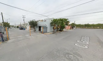 Foto de inmueble en Calle Tulipanes #100-138, Col. Vista Hermosa C.P. 88710, Reynosa
