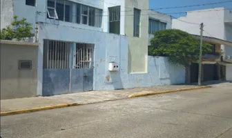 Foto de inmueble en AVENIDA GUTIERREZ ZAMORA #708, Col. Coatzacoalcos Centro C.P. 96400, Coatzacoalcos