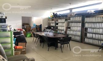Foto de inmueble en Venta de Oficina de 450 m2 con Bodega en Calle Juventino Rosas, Col. Centro, Coatzacoalcos, Ver., Col. Coatzacoalcos Centro C.P. 96400, Coatzacoalcos
