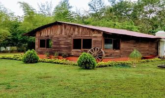 Foto de inmueble en Medellín, Hermosa Cabaña en Venta, 1200m2 de Terreno, Col. El Moralillo C.P. 94275, Medellín de Bravo