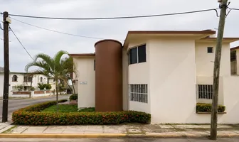 Foto de inmueble en cerezo #76, Col. Floresta 80 C.P. 91948, Veracruz