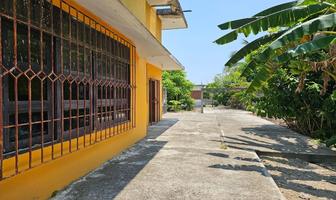 Foto de inmueble en Niños Héroes, Col. La Barra C.P. 92773, Tuxpan