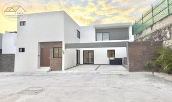 Foto de inmueble en Casa en Venta en Frac. Lomas Residencial (riviera Veracruzana), Col. Las Lomas Residencial C.P. 95264, Alvarado