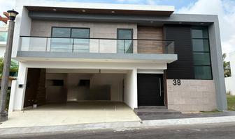 Foto de inmueble en Hermosa Casa Nueva  en Venta de Tres Recámaras, Col. Las Lomas Residencial C.P. 95264, Alvarado